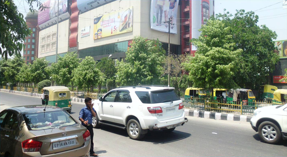 Wave-Mall-Noida-advertising-image11